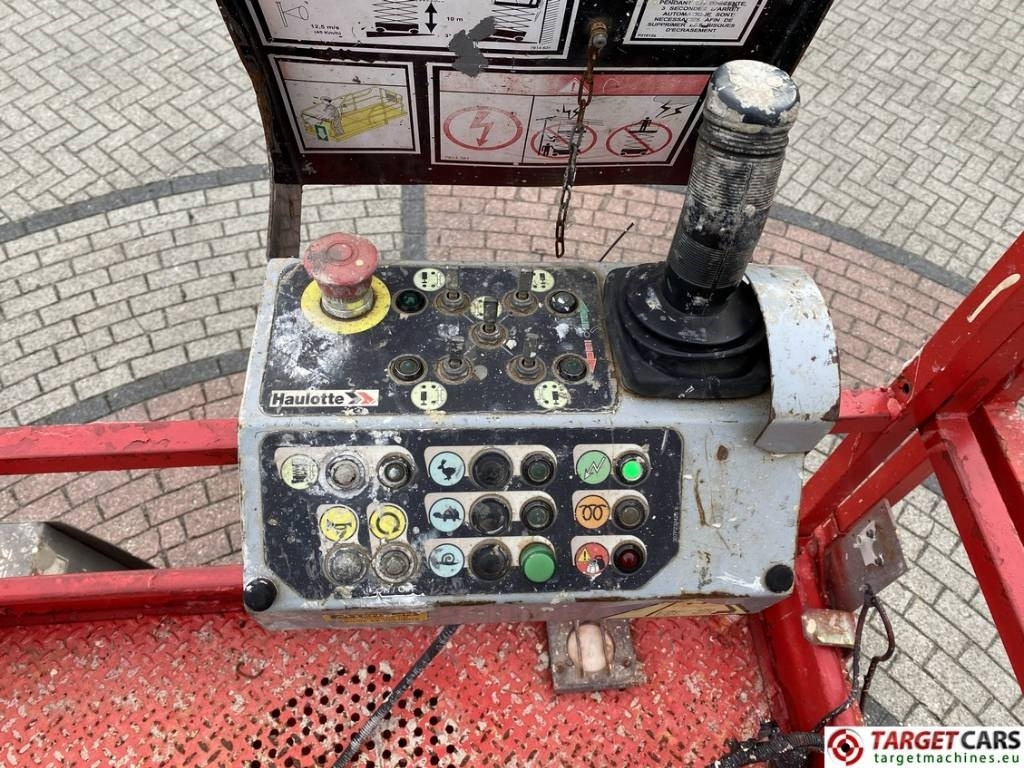 Plataforma de tijeras Haulotte Compact 12DX Diesel 4x4 Scissor Work Lift 1206cm: foto 9 Plataforma de tijeras Haulotte Compact 12DX Diesel 4x4 Scissor Work Lift 1206cm: foto 9