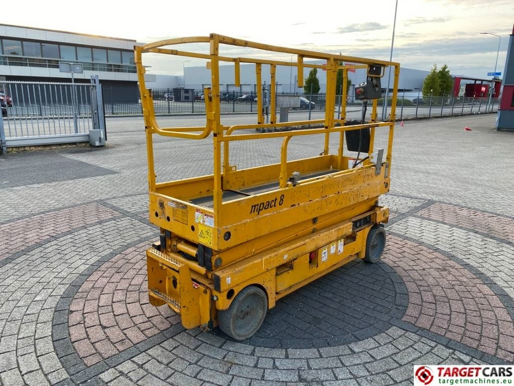 Haulotte Compact 8 Electric Scissor Work Lift 818cm - Plataforma de tijeras: foto 3 Haulotte Compact 8 Electric Scissor Work Lift 818cm - Plataforma de tijeras: foto 3