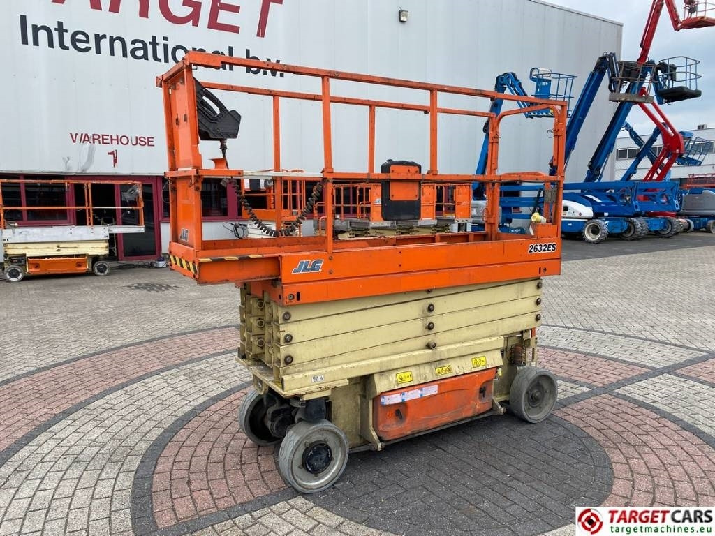 JLG 2632ES Electric Scissor Work Lift 977cm - Plataforma de tijeras: foto 1 JLG 2632ES Electric Scissor Work Lift 977cm - Plataforma de tijeras: foto 1