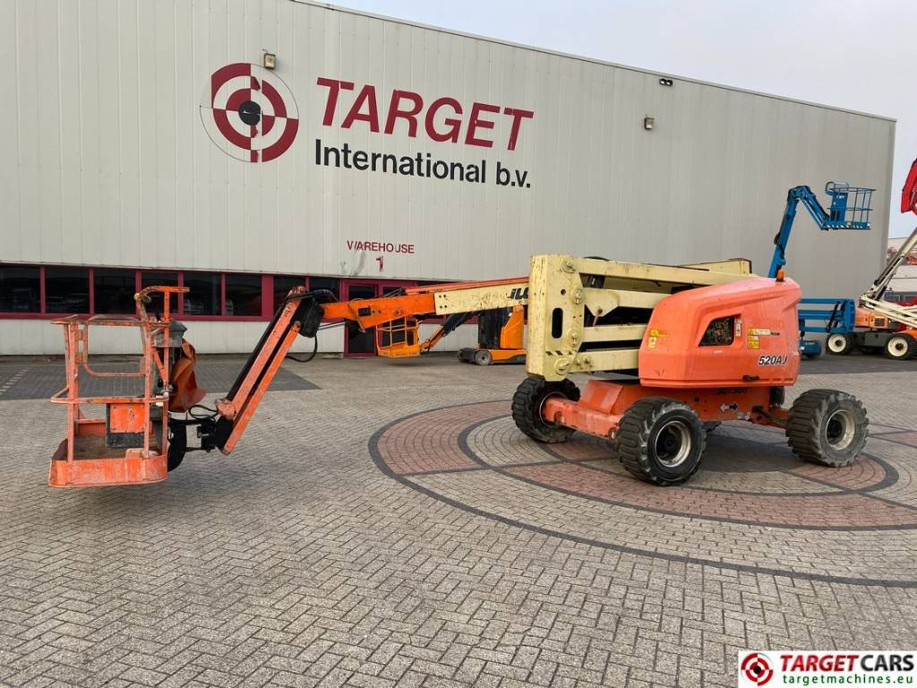 JLG 520AJ Articulated 4x4 Diesel Boom Work Lift 1800cm - Plataforma articulada: foto 1 JLG 520AJ Articulated 4x4 Diesel Boom Work Lift 1800cm - Plataforma articulada: foto 1