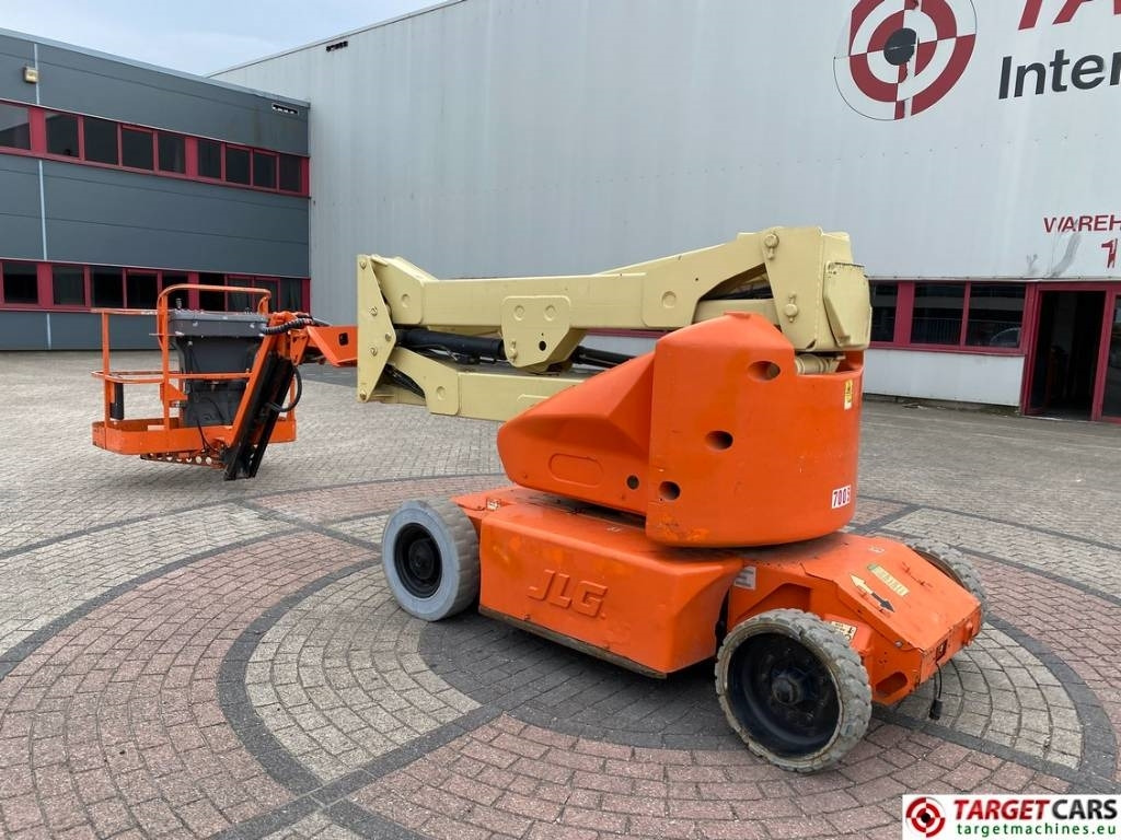 JLG E400AJPN Jib Plus Articulated Boom Lift 1419cm - Plataforma articulada: foto 4 JLG E400AJPN Jib Plus Articulated Boom Lift 1419cm - Plataforma articulada: foto 4