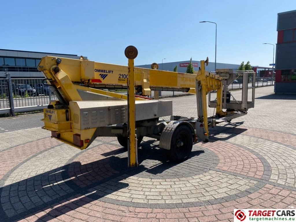 Ommelift Omme 2100EBZ Tow Boom Telescopic Lift 2110cm - Plataforma elevadora remolcable: foto 3 Ommelift Omme 2100EBZ Tow Boom Telescopic Lift 2110cm - Plataforma elevadora remolcable: foto 3