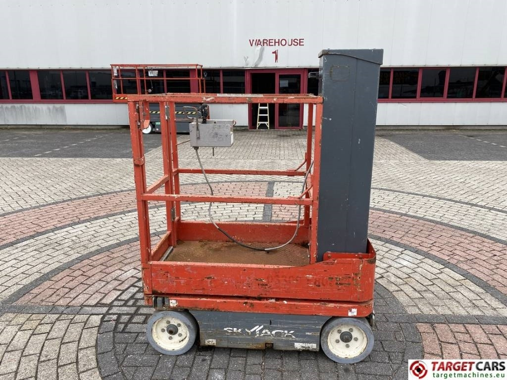 SkyJack SJ16 Electric Vertical Mast Work Lift 675cm - Plataforma elevadora: foto 5 SkyJack SJ16 Electric Vertical Mast Work Lift 675cm - Plataforma elevadora: foto 5