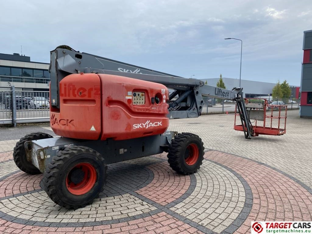 SkyJack SJ63AJ Articulated 4x4 Diesel Boom WorkLIft 2136cm - Plataforma articulada: foto 3 SkyJack SJ63AJ Articulated 4x4 Diesel Boom WorkLIft 2136cm - Plataforma articulada: foto 3