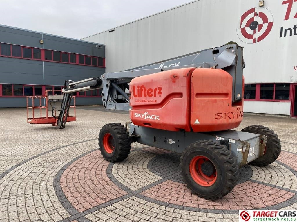 SkyJack SJ63AJ Articulated 4x4 Diesel Boom WorkLIft 2136cm - Plataforma articulada: foto 4 SkyJack SJ63AJ Articulated 4x4 Diesel Boom WorkLIft 2136cm - Plataforma articulada: foto 4