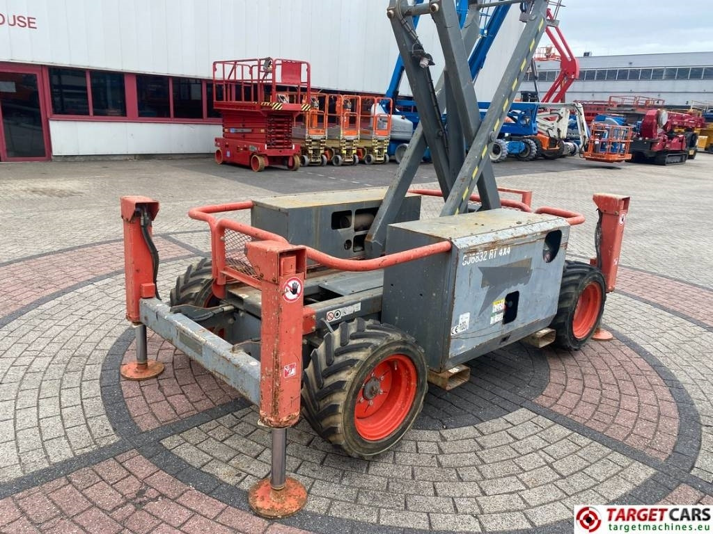 Plataforma de tijeras SkyJack SJ6832 RT Diesel 4x4 Scissor Work Lift 1180cm: foto 31