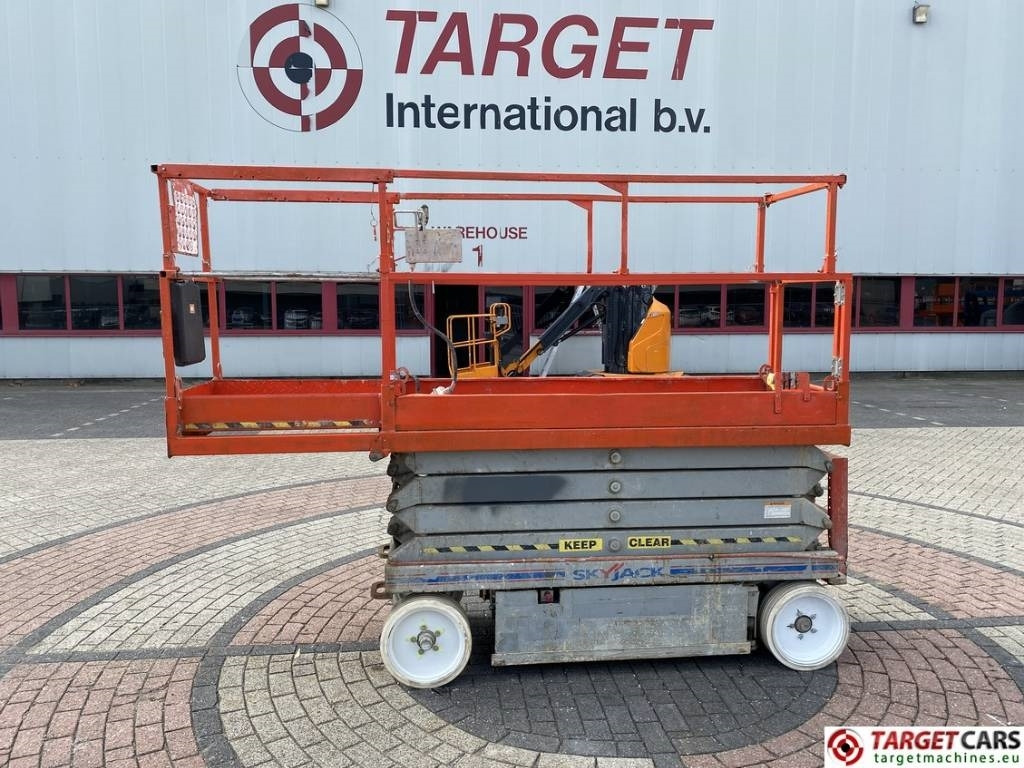 SkyJack SJIII-3226 Electric 3226 Scissor Work Lift 990cm - Plataforma de tijeras: foto 5 SkyJack SJIII-3226 Electric 3226 Scissor Work Lift 990cm - Plataforma de tijeras: foto 5