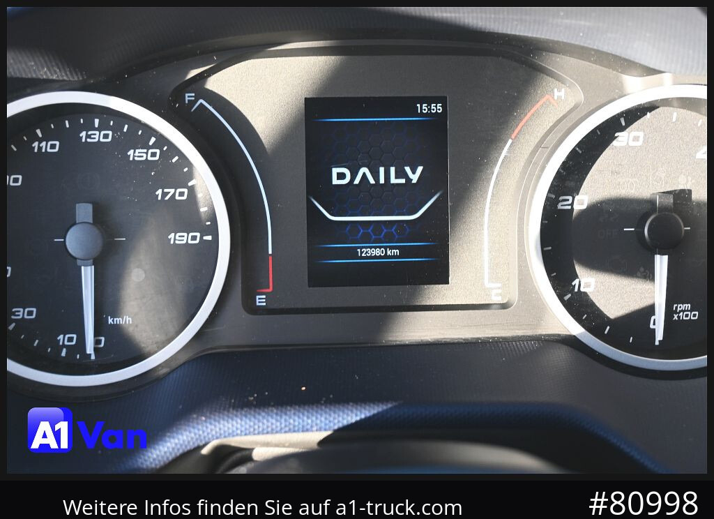 IVECO Daily 72C18 A8V Pritsche/Plane, Tempomat, AHK, Klima - Furgoneta con caja de lona: foto 5 IVECO Daily 72C18 A8V Pritsche/Plane, Tempomat, AHK, Klima - Furgoneta con caja de lona: foto 5