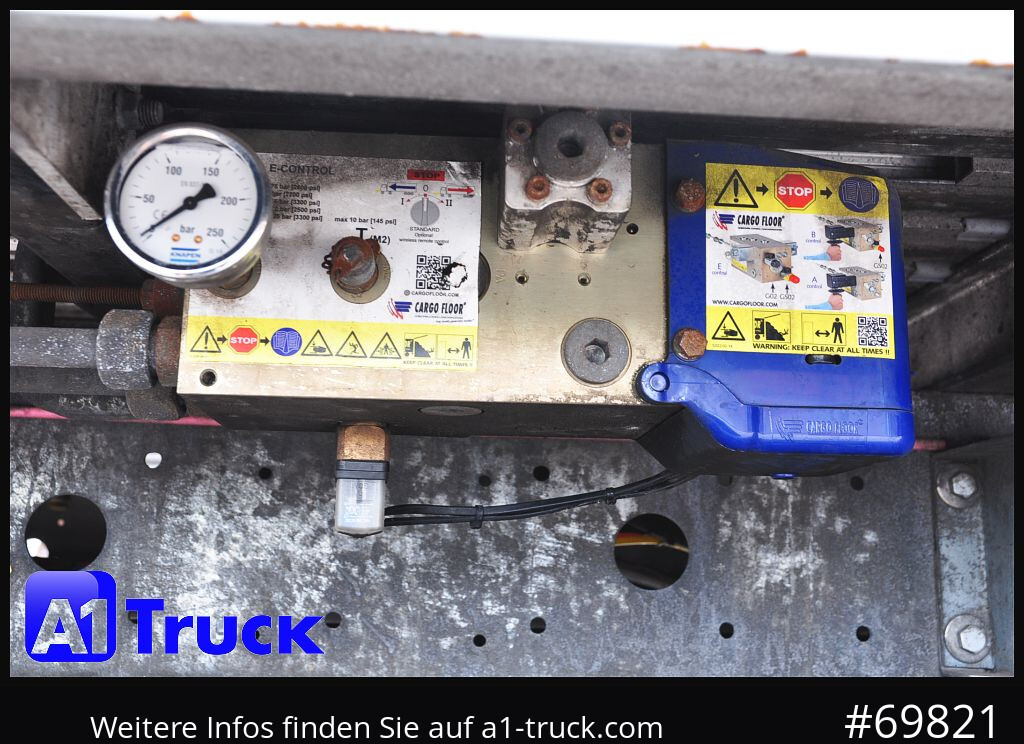 KNAPEN K100, Liftachse, Funk ca. 90m³ - Semirremolque piso movil: foto 2 KNAPEN K100, Liftachse, Funk ca. 90m³ - Semirremolque piso movil: foto 2