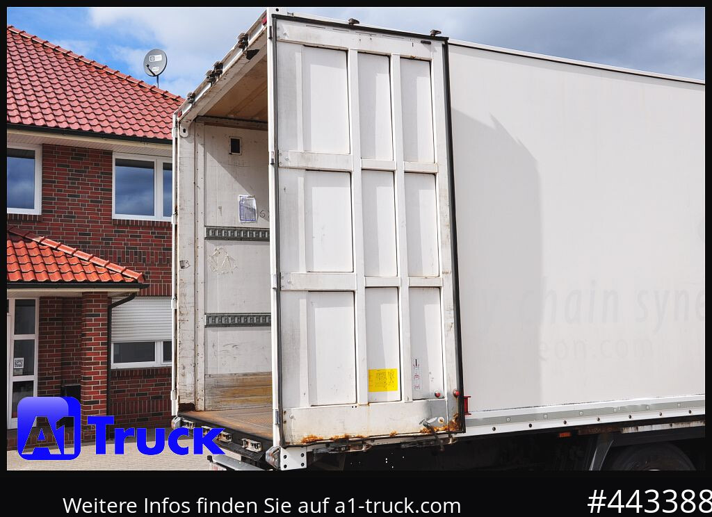 KRONE SDK 27, Koffer, 1 Vorbesitzer, Plywood, 3x vorhanden - Semirremolque caja cerrada: foto 3 KRONE SDK 27, Koffer, 1 Vorbesitzer, Plywood, 3x vorhanden - Semirremolque caja cerrada: foto 3