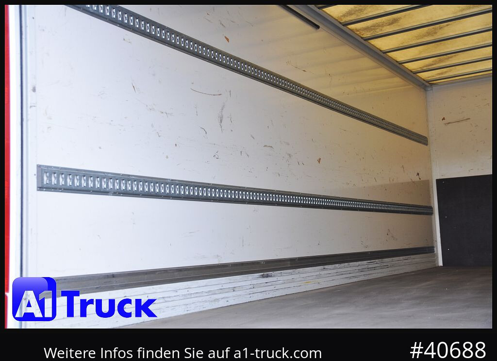 SPIER WB Koffer, 7,45, guter Zustand, verzinkt, Rolltor - Caja cerrada: foto 3 SPIER WB Koffer, 7,45, guter Zustand, verzinkt, Rolltor - Caja cerrada: foto 3