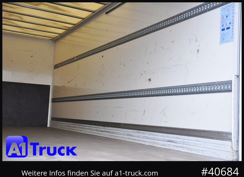 SPIER WB Koffer, 7,45, guter Zustand, verzinkt, Rolltor - Caja cerrada: foto 3 SPIER WB Koffer, 7,45, guter Zustand, verzinkt, Rolltor - Caja cerrada: foto 3