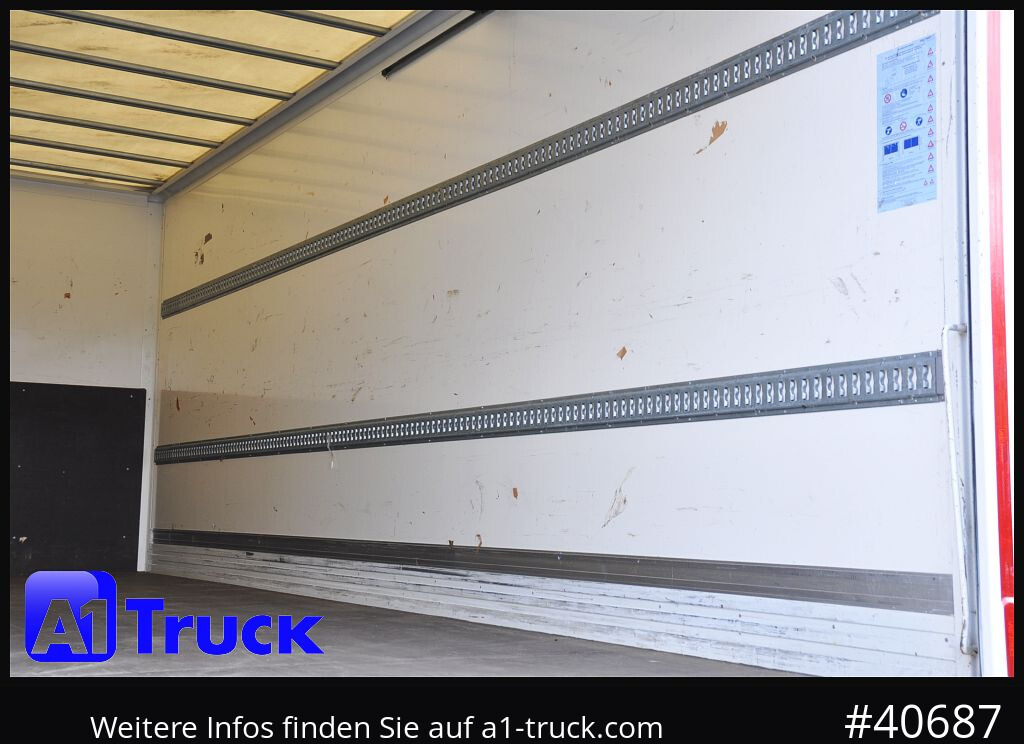 SPIER WB Koffer, 7,45, guter Zustand, verzinkt, Rolltor - Caja cerrada: foto 4 SPIER WB Koffer, 7,45, guter Zustand, verzinkt, Rolltor - Caja cerrada: foto 4