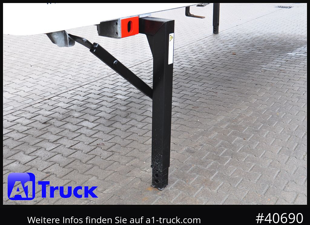 SPIER WB Koffer, 7,45, guter Zustand, verzinkt, Rolltor - Caja cerrada: foto 2 SPIER WB Koffer, 7,45, guter Zustand, verzinkt, Rolltor - Caja cerrada: foto 2