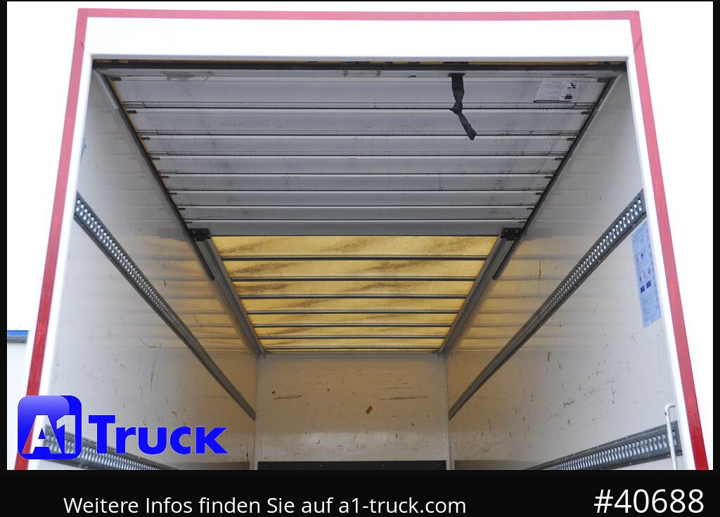 SPIER WB Koffer, 7,45, guter Zustand, verzinkt, Rolltor - Caja cerrada: foto 5 SPIER WB Koffer, 7,45, guter Zustand, verzinkt, Rolltor - Caja cerrada: foto 5