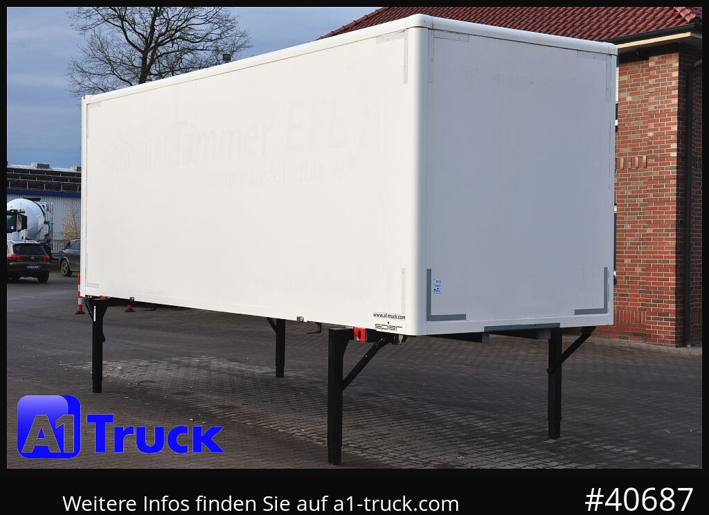 SPIER WB Koffer, 7,45, guter Zustand, verzinkt, Rolltor - Caja cerrada: foto 1 SPIER WB Koffer, 7,45, guter Zustand, verzinkt, Rolltor - Caja cerrada: foto 1