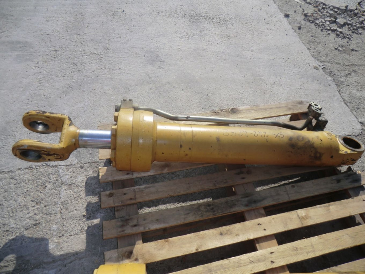 Caterpillar 962H Cilindro di sollevamento SX - Cilindro hidráulico para Maquinaria de construcción: foto 1 Caterpillar 962H Cilindro di sollevamento SX - Cilindro hidráulico para Maquinaria de construcción: foto 1