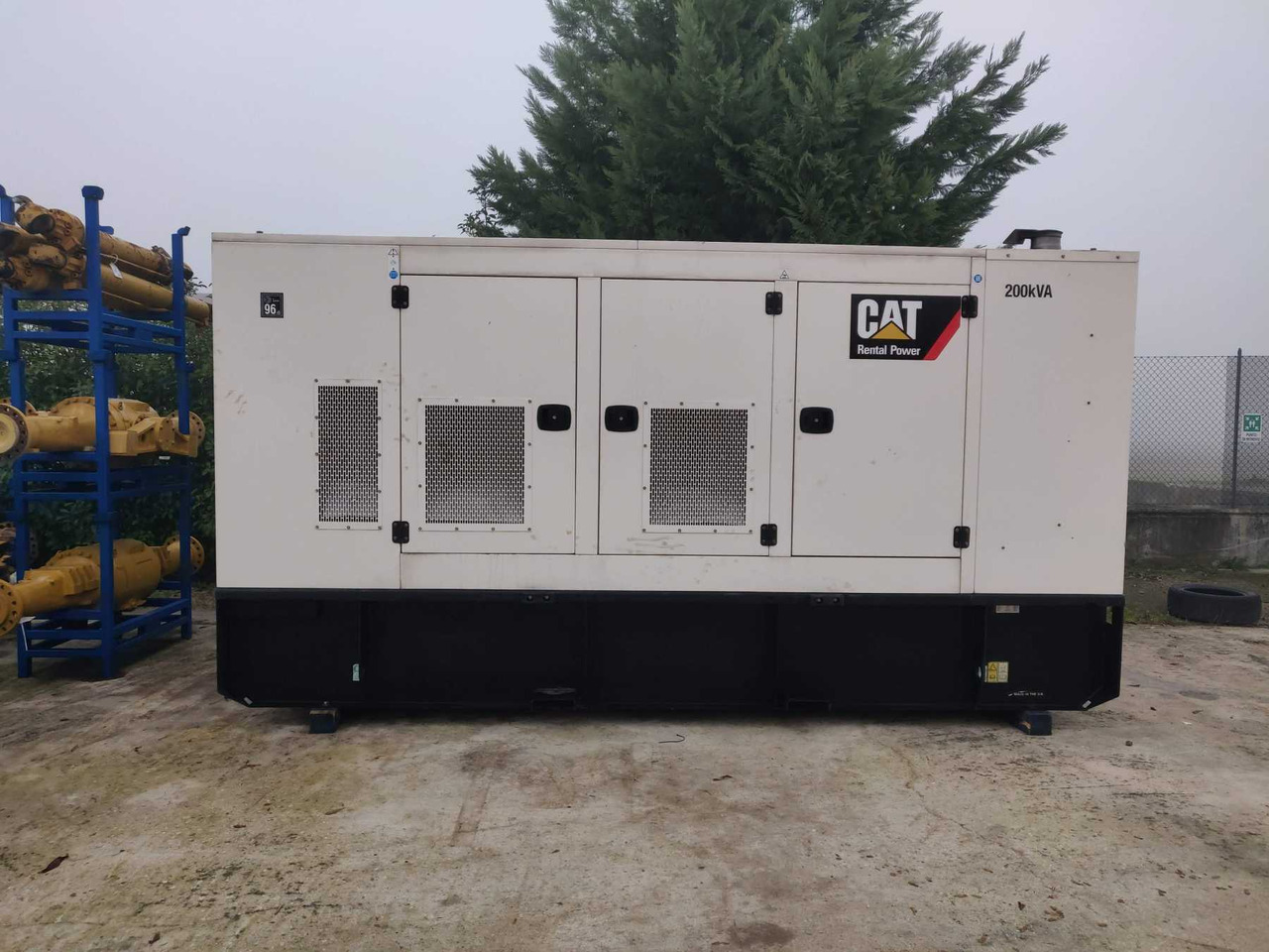Caterpillar Olympian XQE200 - Generador industriale: foto 1 Caterpillar Olympian XQE200 - Generador industriale: foto 1