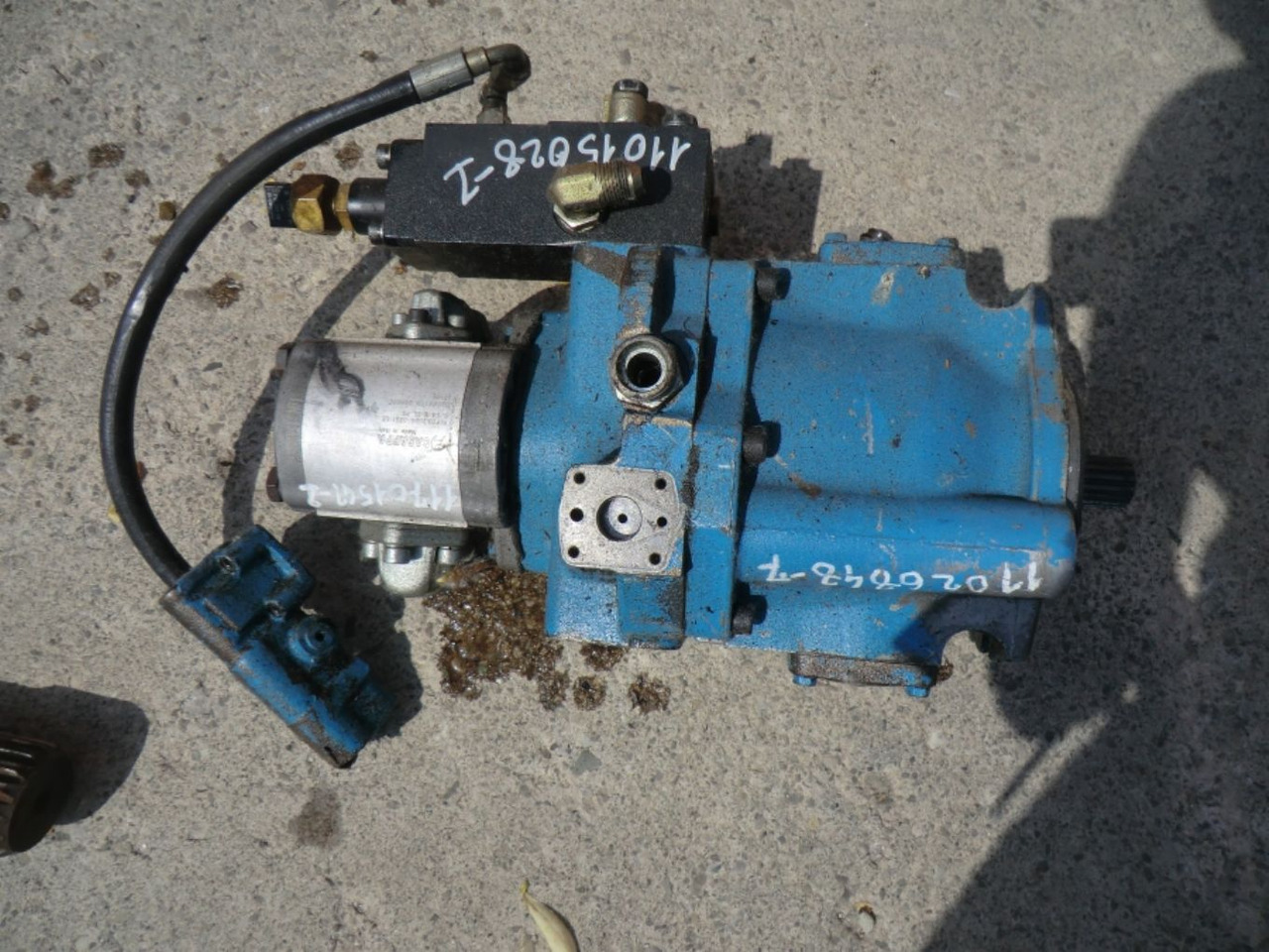 VOLVO L120C ALBERO, SENSORE E POMPA - Transmisión para Maquinaria de construcción: foto 3 VOLVO L120C ALBERO, SENSORE E POMPA - Transmisión para Maquinaria de construcción: foto 3