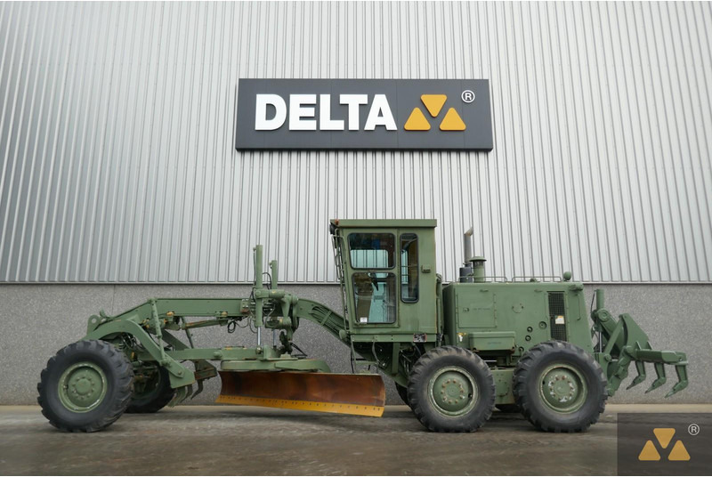Caterpillar 130G Ex-army - Grader: foto 1 Caterpillar 130G Ex-army - Grader: foto 1