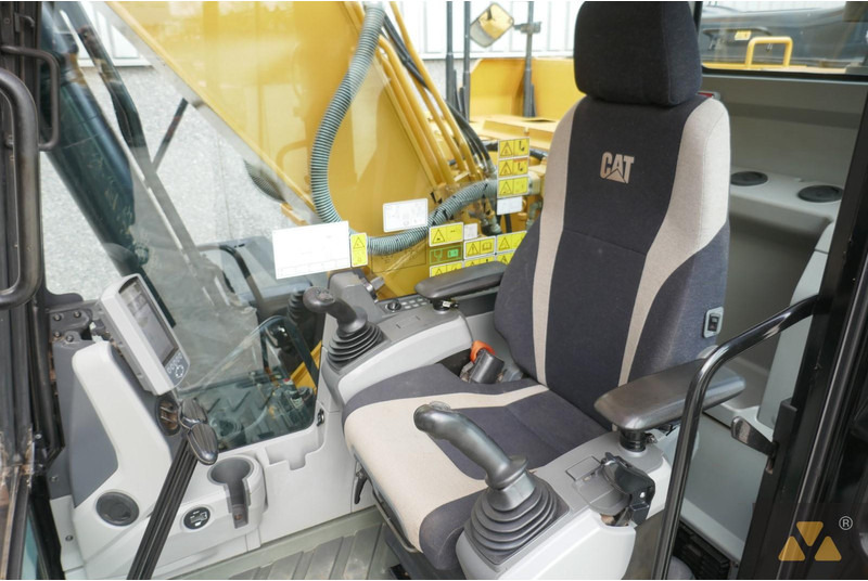 Excavadora de cadenas Caterpillar 320EL: foto 7 Excavadora de cadenas Caterpillar 320EL: foto 7