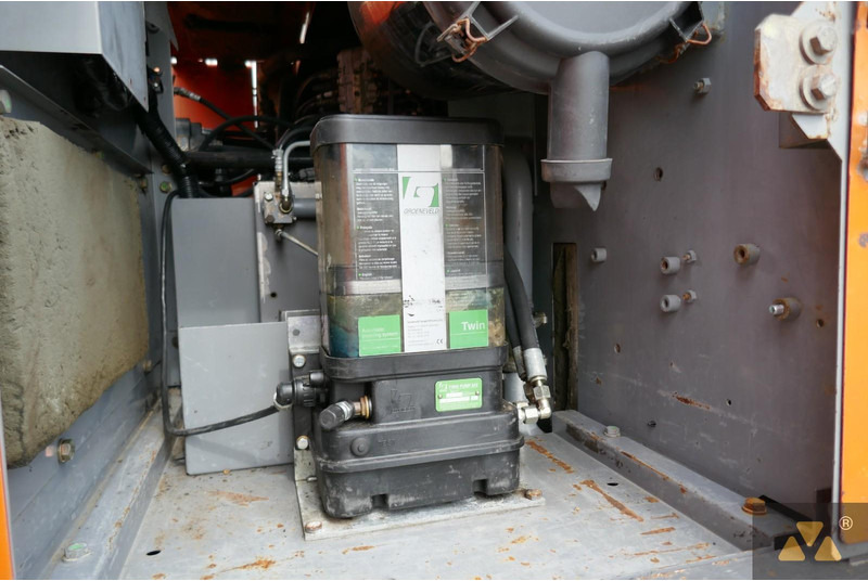 Excavadora de cadenas Hitachi ZX280LC-3 Long reach: foto 12