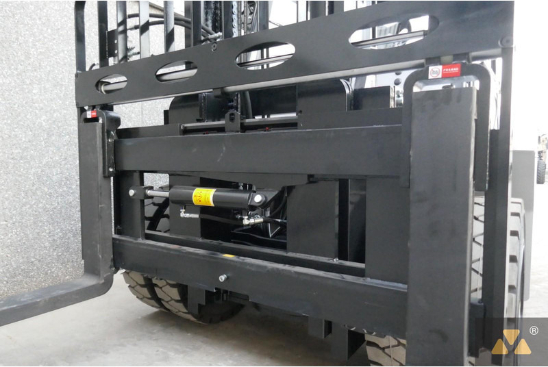 Maquinaria de construcción nuevo Un FD70T-NJB3: foto 17