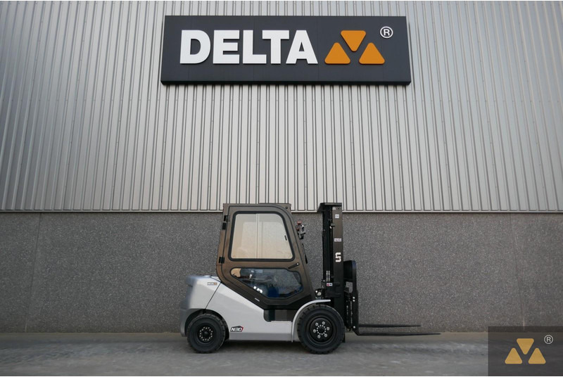 Un FD30T-NJB1 - Carretilla elevadora diésel: foto 2 Un FD30T-NJB1 - Carretilla elevadora diésel: foto 2