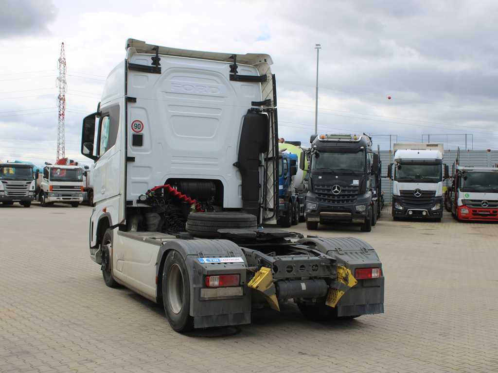 Ford F-MAX 12S, EURO 6, NAVIGATION - Cabeza tractora: foto 5 Ford F-MAX 12S, EURO 6, NAVIGATION - Cabeza tractora: foto 5