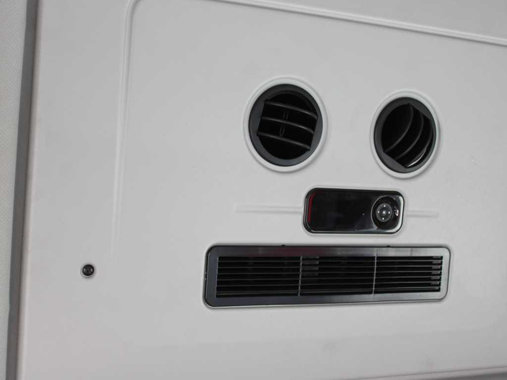 Cabeza tractora Ford F-MAX 500, EURO 6, LOWDECK, INDEPENDENT AIR CONDITIONING, NAVIGATION: foto 15 Cabeza tractora Ford F-MAX 500, EURO 6, LOWDECK, INDEPENDENT AIR CONDITIONING, NAVIGATION: foto 15