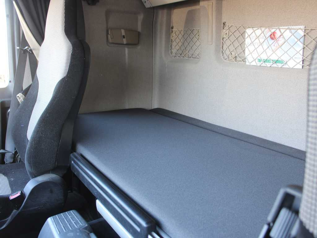 Cabeza tractora MAN TGX 18.500, EURO 6, RETARDER, NAVIGATION, BEACONS: foto 13