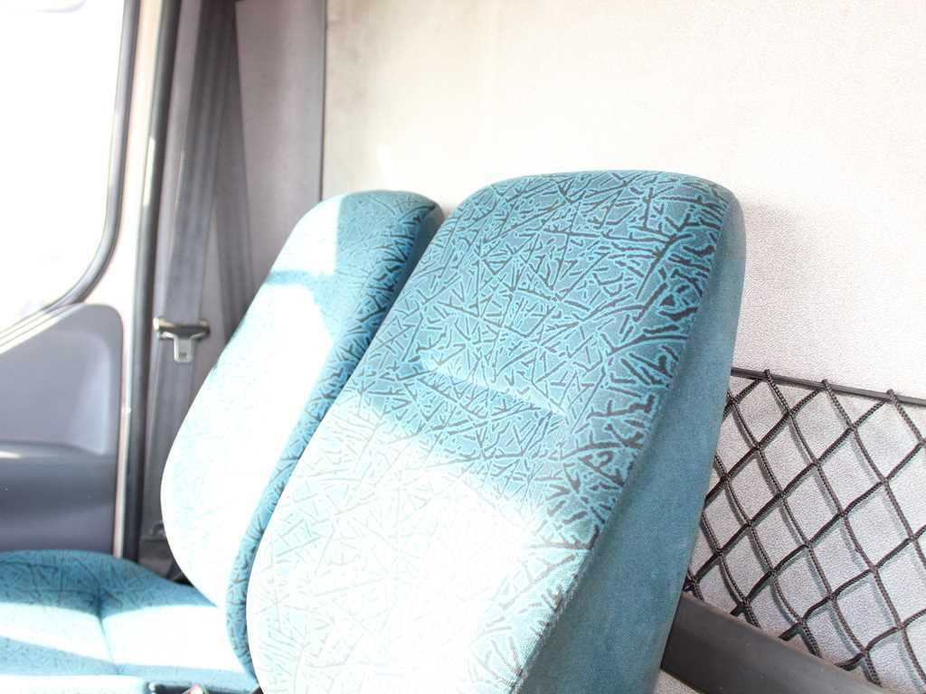 Camión caja abierta DAF LF 45.180, SLEEPING BODY, EURO 3, TIRES 80%: foto 17 Camión caja abierta DAF LF 45.180, SLEEPING BODY, EURO 3, TIRES 80%: foto 17