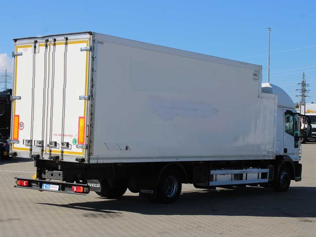 Iveco EUROCARGO 120E25, EURO 5, THERMO-KING T-600R - Camión frigorífico: foto 4 Iveco EUROCARGO 120E25, EURO 5, THERMO-KING T-600R - Camión frigorífico: foto 4