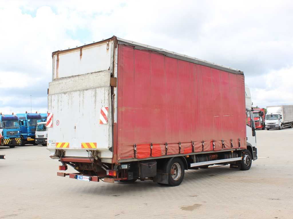 Iveco EUROCARGO ML 120 E, EURO 3, SLEEPING BODY, HYDRAULIC FRONT - Camión lona: foto 4 Iveco EUROCARGO ML 120 E, EURO 3, SLEEPING BODY, HYDRAULIC FRONT - Camión lona: foto 4