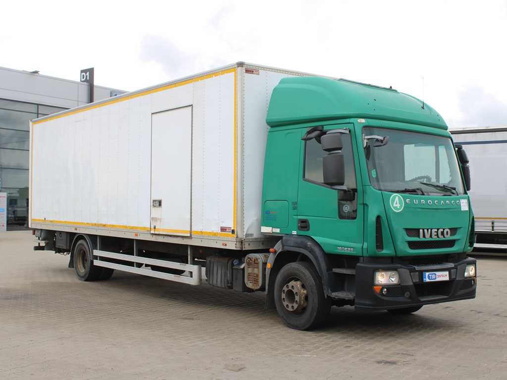 Iveco EUROCARGO ML 160E28, EURO 4, TAIL LIFT Iveco EUROCARGO ML 160E28, EURO 4, TAIL LIFT - Camión caja cerrada: foto 2 Iveco EUROCARGO ML 160E28, EURO 4, TAIL LIFT Iveco EUROCARGO ML 160E28, EURO 4, TAIL LIFT - Camión caja cerrada: foto 2