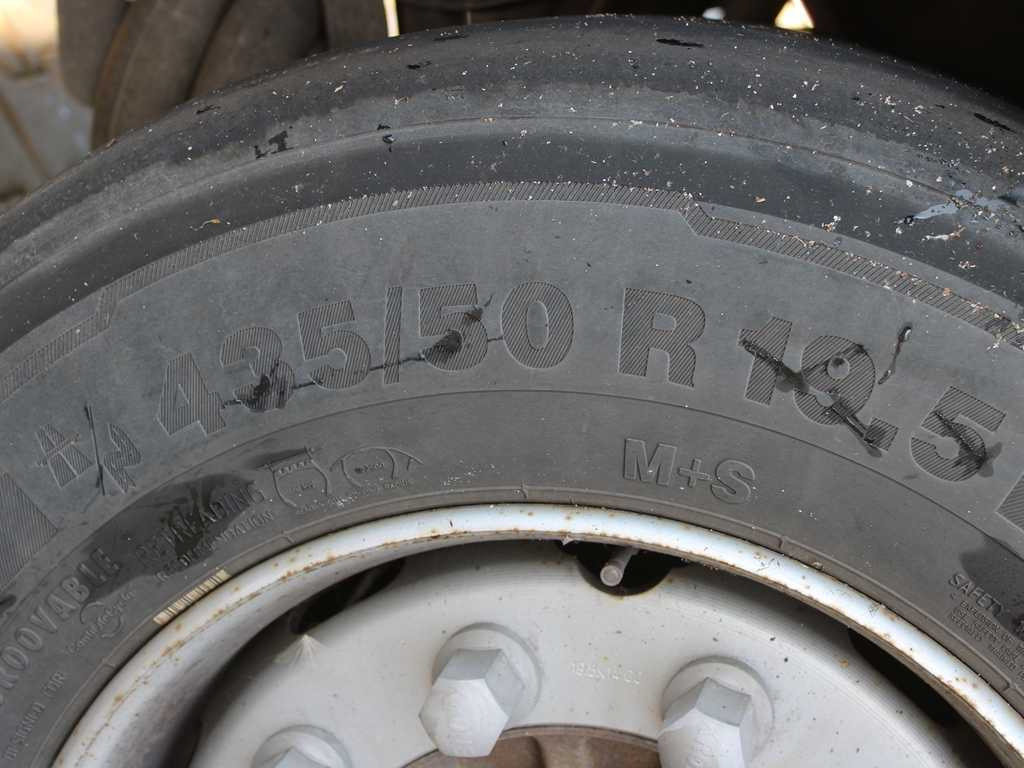 Semirremolque lona Krone SD, LOWDECK, LIFTING AXLE, MULTILOCK, LIFTING ROOF: foto 8 Semirremolque lona Krone SD, LOWDECK, LIFTING AXLE, MULTILOCK, LIFTING ROOF: foto 8