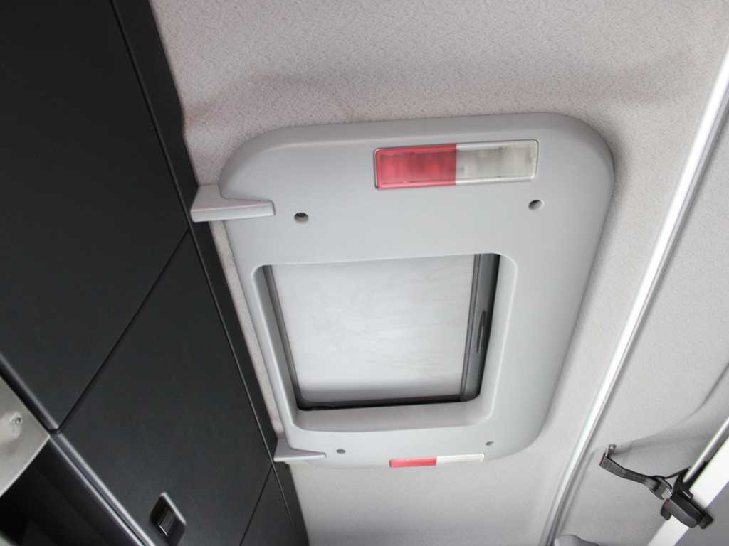 Camión lona MAN TGX 24.440, EURO 5EEV, 6X2, AIR SUSPENSION: foto 19