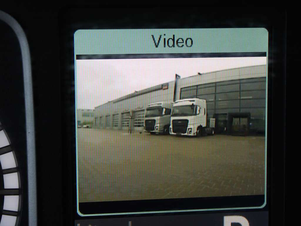 Leasing de Mercedes-Benz ATEGO 1527, EURO 6, CAMERA, TIRES 80% Mercedes-Benz ATEGO 1527, EURO 6, CAMERA, TIRES 80%: foto 13 Leasing de Mercedes-Benz ATEGO 1527, EURO 6, CAMERA, TIRES 80% Mercedes-Benz ATEGO 1527, EURO 6, CAMERA, TIRES 80%: foto 13