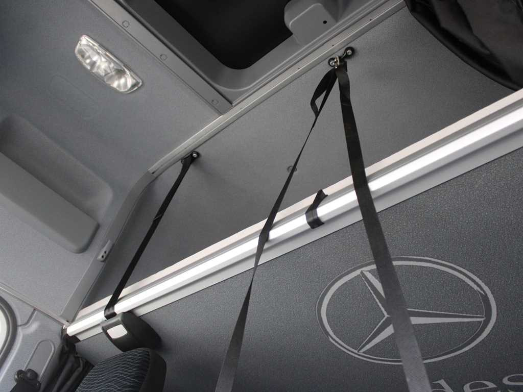 Leasing de Mercedes-Benz ATEGO 1527, EURO 6, CAMERA, TIRES 80% Mercedes-Benz ATEGO 1527, EURO 6, CAMERA, TIRES 80%: foto 18 Leasing de Mercedes-Benz ATEGO 1527, EURO 6, CAMERA, TIRES 80% Mercedes-Benz ATEGO 1527, EURO 6, CAMERA, TIRES 80%: foto 18