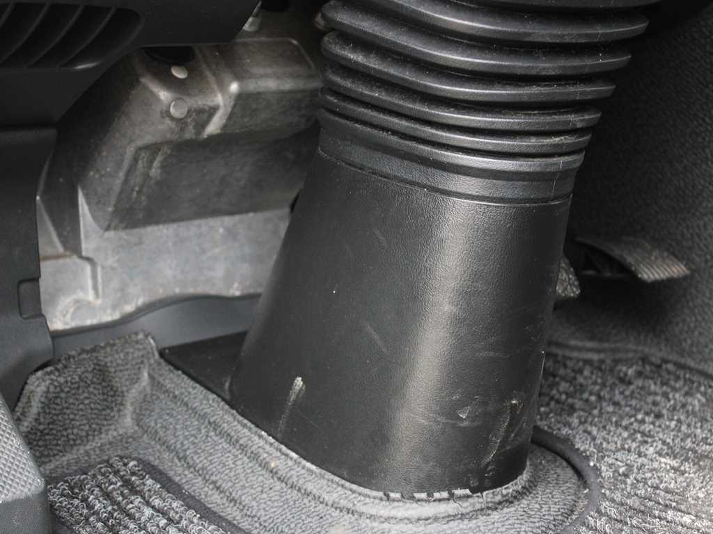 Leasing de Mercedes-Benz ATEGO 1527, EURO 6, CAMERA, TIRES 80% Mercedes-Benz ATEGO 1527, EURO 6, CAMERA, TIRES 80%: foto 10 Leasing de Mercedes-Benz ATEGO 1527, EURO 6, CAMERA, TIRES 80% Mercedes-Benz ATEGO 1527, EURO 6, CAMERA, TIRES 80%: foto 10