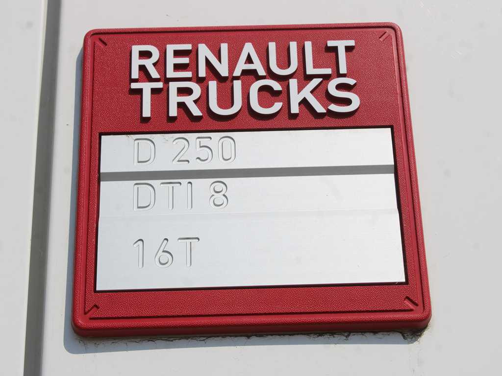 Leasing de  Renault D 250, EURO 6, SIDE, HYDRAULIC ARM FASSI F110 Renault D 250, EURO 6, SIDE, HYDRAULIC ARM FASSI F110: foto 6