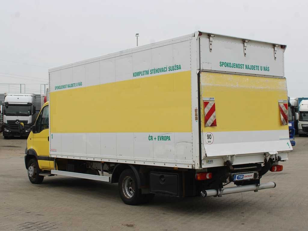 Renault MASCOTT 160.65 P 4X2, EURO 3, TAIL LIFT Renault MASCOTT 160.65 P 4X2, EURO 3, TAIL LIFT - Furgoneta caja cerrada: foto 4 Renault MASCOTT 160.65 P 4X2, EURO 3, TAIL LIFT Renault MASCOTT 160.65 P 4X2, EURO 3, TAIL LIFT - Furgoneta caja cerrada: foto 4