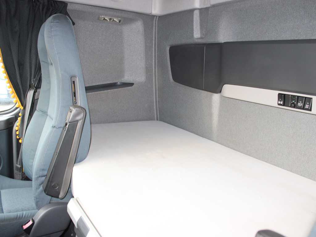 Camión multibasculante Volvo FH 500, 6x2, EURO 5EEV, VEB +, LIFTING AXLE, CAMERA: foto 16