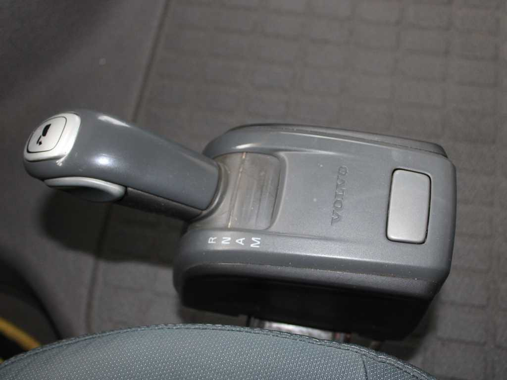 Camión multibasculante Volvo FH 500, 6x2, EURO 5EEV, VEB +, LIFTING AXLE, CAMERA: foto 15