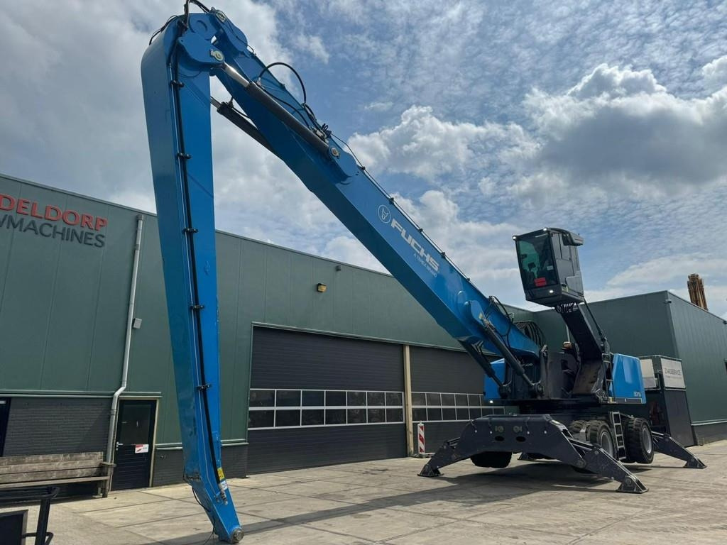 Fuchs MHL 375 S5 - Manipulador de materiales: foto 2 Fuchs MHL 375 S5 - Manipulador de materiales: foto 2