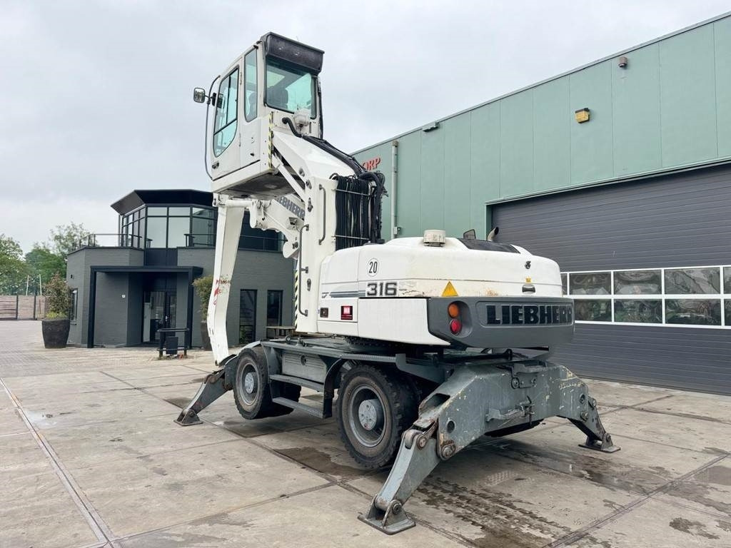 Liebherr A 316 - Manipulador de materiales: foto 3 Liebherr A 316 - Manipulador de materiales: foto 3