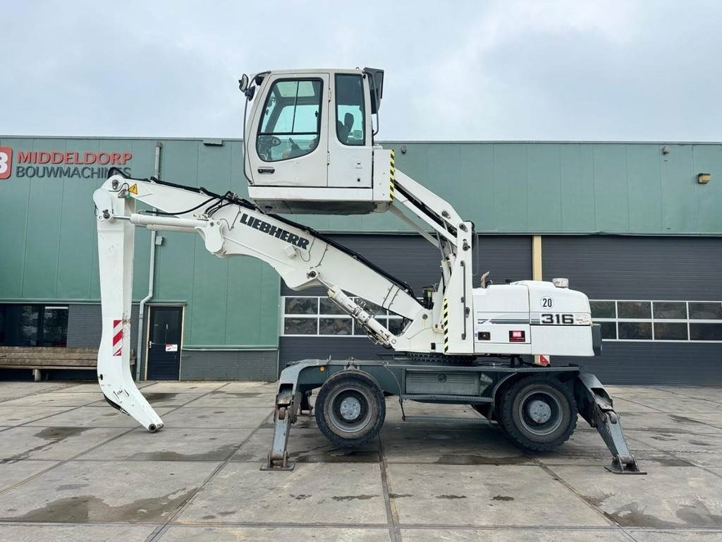 Liebherr A 316 - Manipulador de materiales: foto 1 Liebherr A 316 - Manipulador de materiales: foto 1