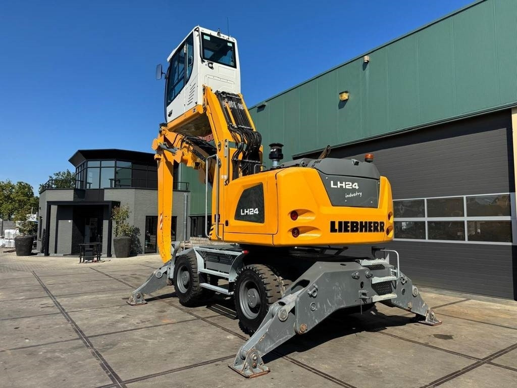 Liebherr LH 24 M - Manipulador de materiales: foto 3 Liebherr LH 24 M - Manipulador de materiales: foto 3