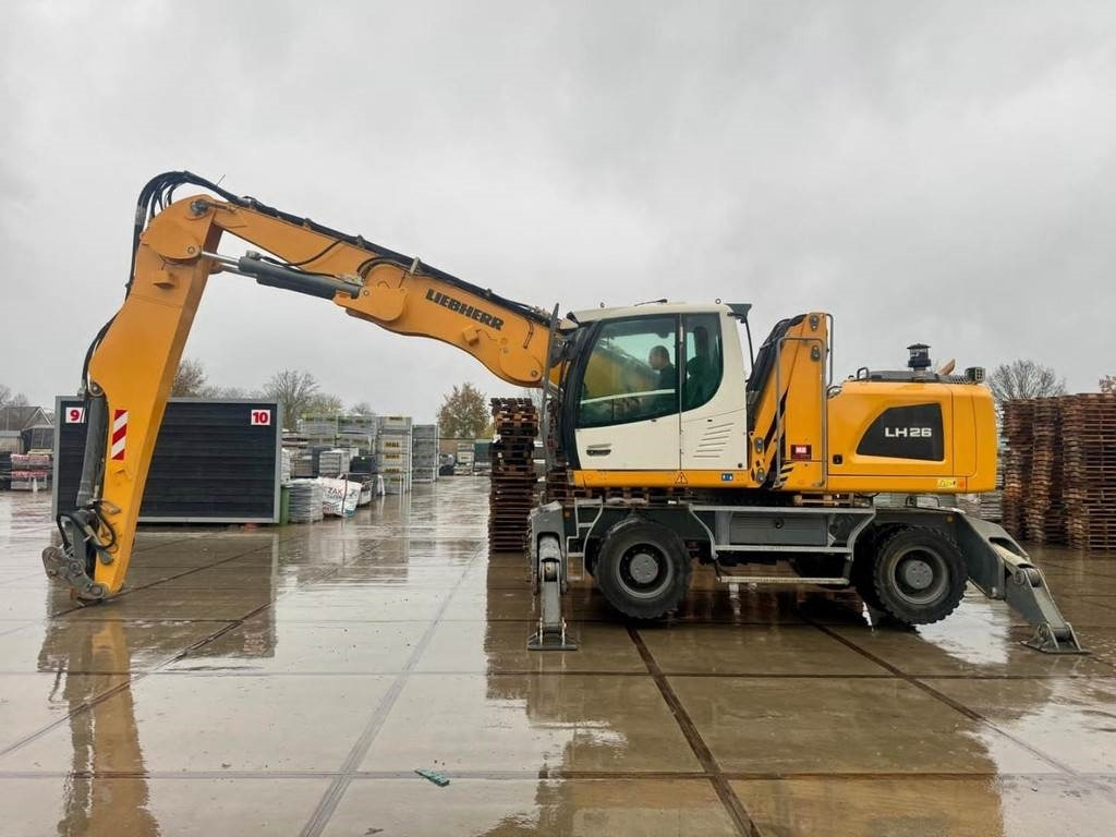 Manipulador de materiales Liebherr LH 26 M: foto 7
