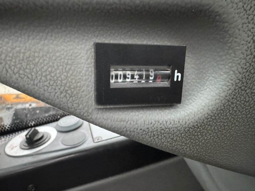 Manipulador de materiales Liebherr LH 26 M: foto 13